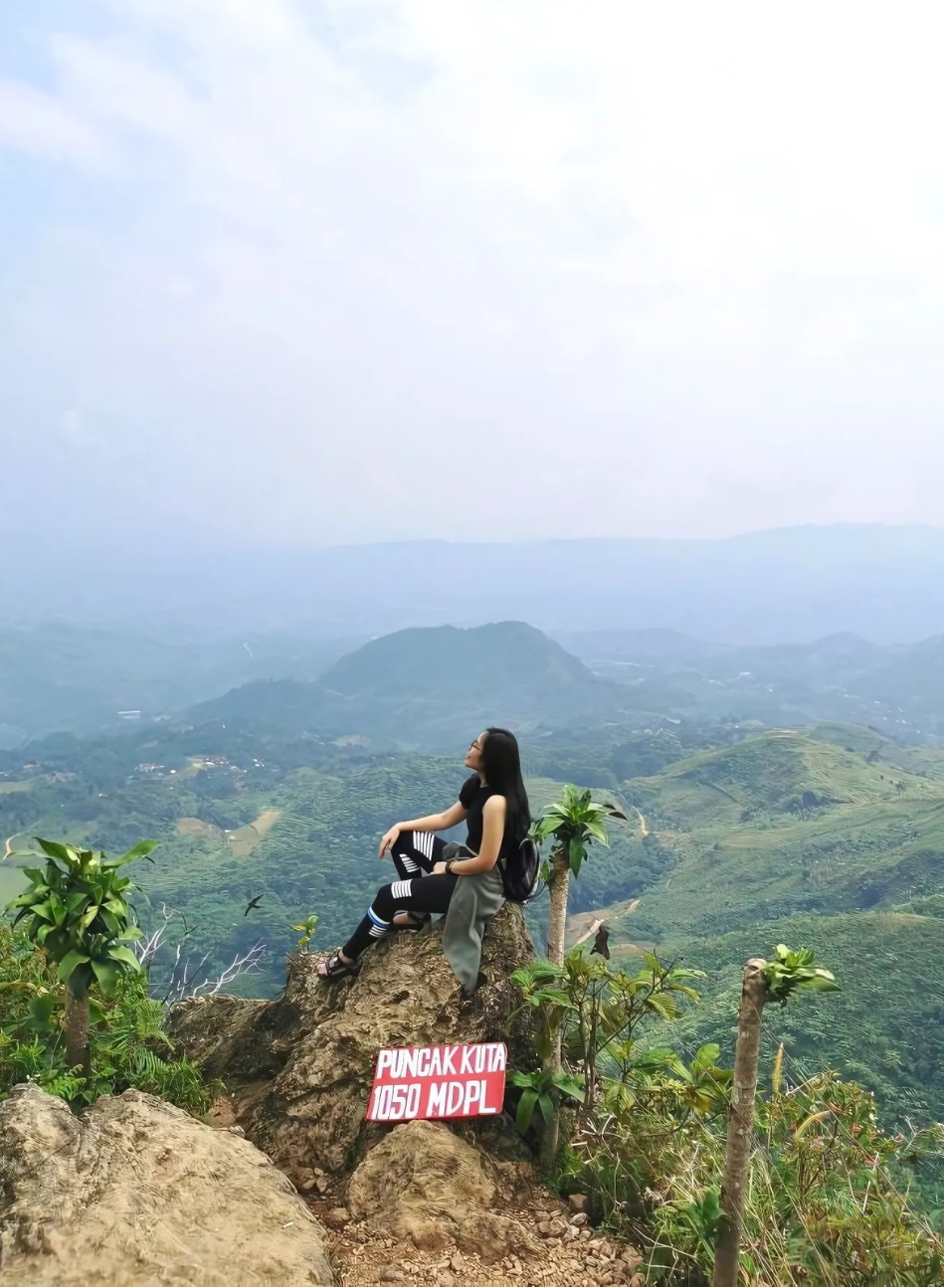 Gunung Kuta